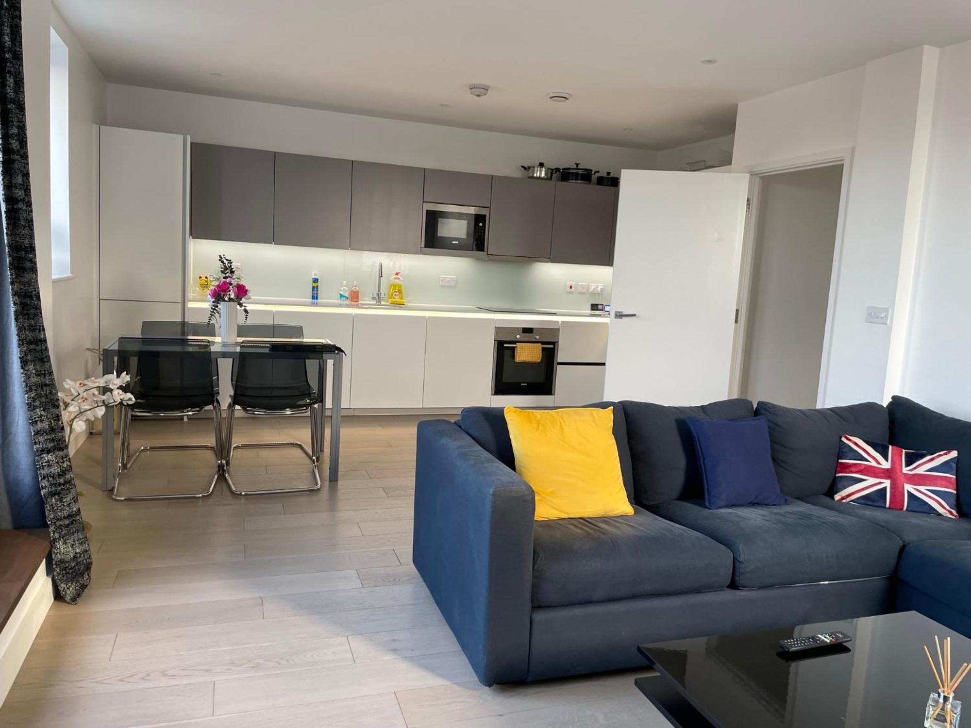 Modern & Spacious Penthouse In North London Apartment Ngoại thất bức ảnh