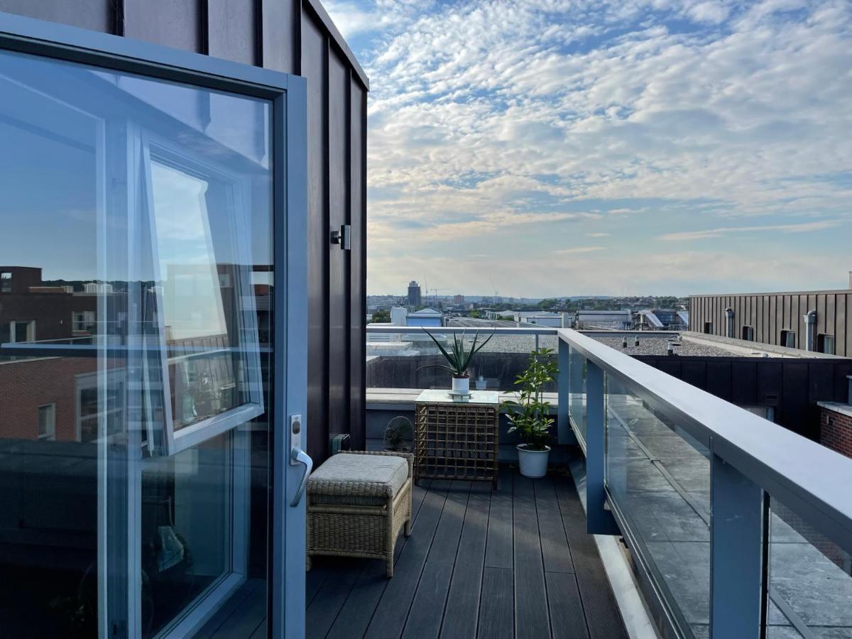 Modern & Spacious Penthouse In North London Apartment Ngoại thất bức ảnh