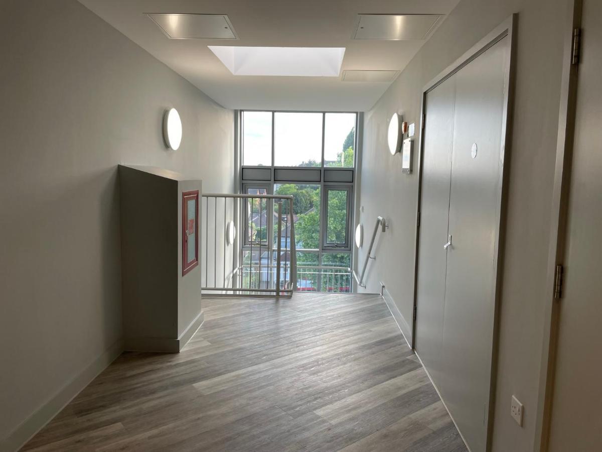 Modern & Spacious Penthouse In North London Apartment Ngoại thất bức ảnh